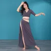 Scene Wear Women's Belly Dance Suit Practice Clothes Sexig ihålig delad lång kjol Topp Bellydance Set för alternativ