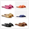 2023 Designer Slides Sandali da donna Luxury Logo Cutout Leather Slide Flat Heel EU34-43 Con Box Holiday Beach Indoor Outdoor