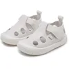 Sandaler Kids Sandaler Summer Girls Boys Cutout Sneakers Andningsbara barn Sportskor Stängt tå baby Toddlers Beach Sandalias CSH1374 230316