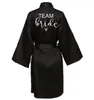 Robe d'équipe de la fête de mariage féminin avec des lettres noires Kimono Satin Pamas Bridesmaid Bathrobe SP061