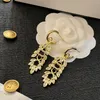 Charm top Designer Stamp Brand Charm Leaf Earrings Pendant Luxury 18k Gold Stud Earrings Popular Vintage Style Jewelry For Women Celtic Luxury Wedding Party