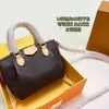 Fourre-tout de luxe designer sac portefeuille en cuir femmes messager vieille fleur épaule fourre-tout femme sac à main en cuir mode classique gaufrage taille MM