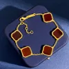 Luxury Clover Pendant Halsband blomma örhänge designer van stud kvinna mode armband smycken kvinnor cjeweler iooty