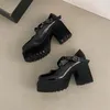 Sapatos de vestido saltos de plataforma preta para mulheres super altas y2k Mary Jane Gothic Lolita grossa Bombas de cinta de fivela da moda 2023