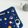 Miękki silikonowy astronauta przypadki na iPada Mini 5 4 3 7. 9. 9th 3D Kawaii Cool 360 Rotation Kickstand Dziewczyny chłopcy Women Pro Pro 11 Pełna ochronna okładka z smyczy