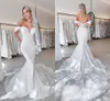 Stunning Mermaid Wedding Dresses Plus Size for Bride Off Shoulder Sweetheart Lace Applique Satin Sweep Train Beach Country Garden Bridal Gown vestido de novia