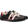 Mens Italia Ape Scarpe Casual Donna Scarpe In Pelle Piatte Bianche Verde Strisce Rosse Ricamate Tiger Snake Coppie Scarpe Da Ginnastica Des Chaussures6MXK