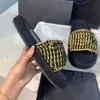Канал плетенный шнур 2023 Сандалии вышивки вязаной вязание женские дизайнерские слайды бежевый серебряный черный золотой цепь парижский клин на мул -пляж -пляж
