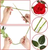 造花バラの花 バレンタインデーのバラ リアルタッチ シルクローズ シングルフェイクフラワー 長い茎のブーケ ホームウェディングパーティーの装飾用