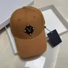 Gorra de diseñador de lujo Gorra de béisbol El estilo clásico está diseñado para hombres y mujeres diseñadores. Se pueden dar regalos de sombrilla artesanales de alta calidad en cuatro estaciones.