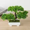 Decoratieve bloemen 1 stc kunstmatige planten bonsai boom pot dennen emuleren met bedrieger bureau tabel ornament huizendecoratie nep