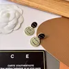 チャーム18kゴールドイヤリングデザイナーブランド女性ラブイヤリングヨーロッパデザイナージュエリーラグジュアリーウェディングパーティーギフトアクセサリーボックス