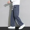 Herrenhosen Frühling Herbst Mode Temperament Koreanische Cordhose mit weitem Bein Mann lose beiläufige einfarbige männliche Jogginghose Streetwear-Kleidung 230316