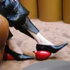 Nieuwheid vreemde stijl ballon hakken pumps pointy teen slip op vrouwen sexy schoenen lederen hoge hakken unieke landingsbaan lente schoenen 0316