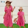 Famille correspondant tenues Qunq été tempérament parent-enfant tenue col rabattu imprimé simple boutonnage chemise robe maman et fille correspondant vêtements 230316