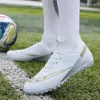 Sapatos sociais Chuteiras de futebol de cano alto ao ar livre antiderrapantes Chuteiras de futebol com pontas longas Tamanho grande 47 Chuteiras de futebol ultraleves Tênis de futebol masculino 230316