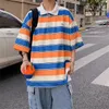 メンズポロスストライプポロシャツ男性ハラジュク特大のTシャツボーイズハイストリートヒップホップルースショートスリーブゴシックポロクール日本Tシャツ230316