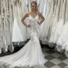 Beach Boho Mermaid Wedding Dresses 2023 Spets Sheer V-hals ärmlöst kapelltåg plus storlek Brudklänning Vestidos de Novia