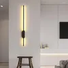 Lampada da parete Illuminazione moderna per la casa Semplice nero Camera da letto Comodino Corridoio Soggiorno Luce Decorazioni per interni Apparecchio per applique a led