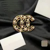 Designer broche de luxo banhado a ouro pin broches colorido diamante moda jóias mulheres homens casar festa de casamento acessórios de pano