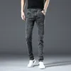 Mäns jeans trendiga män mager jeans retro tvättade snöflinga smal fit typ klassisk enkel casual mode gata skateboarding denim byxor 230316