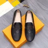 2023 Scarpe eleganti da uomo Mocassini casual classici Scarpe da guida per ufficio da lavoro di alta qualità Scarpe da uomo firmate di marca Taglia 38-44