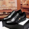 2023 Herenkledingschoenen Fashion Bruidegom Wedding Oxfords Echt lederen Oxfords Men Merk Formele zakelijke zakelijke loafers Maat 39-45 MKJK RH6000001