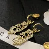 Charm top Designer Stamp Brand Charm Leaf Earrings Pendant Luxury 18k Gold Stud Earrings Popular Vintage Style Jewelry For Women Celtic Luxury Wedding Party