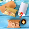 Presentförpackning 50st Candy Box Pillow Shape Kraft Present Box Wedding Party Favor Bag Diy Dekorativa presentförpackningslådor Inslagsvaror 230316