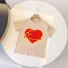 maglietta per bambini maglietta per bambini maglietta per bambini ragazzo ragazza Manica corta per bambini maglietta di design vestiti per bambini camicie estive di marca di lusso lettere bianche nere a forma di cuore 8 stili