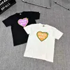 T-shirt maschile Maglietta fatta umana Uomini Donne 1 1 T-shirt cartone animato a maniche corte a cuore Maglietta umana fatta Human Made L230317