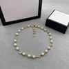 Women Chains Necklace Designer Jewelry Womens Necklaces With Pearl Gold Chain New Letters Flower Accessories Designers Ladies Retro 2303177F