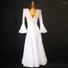 Robe de danse de salon d'usure de scène Costumes sociaux longs de norme nationale MQ328