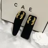 Luxury Barrettes Designer Women Korean Medium Velvet Simple Black Hairpin Brand BB Clip Leisure Hair Clips Fashion Square Hairpin mångsidiga hårklipp