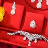 Halskette Ohrringe Set KellyBola Hochwertiger wunderschöner Luxus Wassertropfen Armreif Ring Schmuck für edle Bräute Hochzeitsschmuck