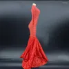 Stage Draag Red Long Train Dress Fashion Full Stones Evening Vier vrouwen prom -outfit verjaardag Big Tail Costume