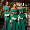 African Hunter Green Bridesmaid Dresses Sexig slits sjöjungfru Satin Lång bröllopsfestklänningar Vestidos Maid of Honor Gowns Custom Made Made