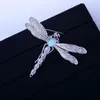 Broches Lovely Dragonfly broche kunstmatige opaal zilveren kleur pinnen schattig dier insect zirkoon sieraden pin broche kerstcadeaus