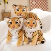 Cerca de 25 cm da vida real Lion Tiger Leopard Peluche Toys Lovely Wild Animal