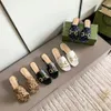 İtalya slayt sandalet podyum tasarımı bayanlar yaz yüksek topuklu sandaletler Lüks tasarımcı sandalet moda parti nakış Yüksek topuk slayt kutusu