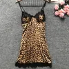 Mulheres para o sono feminino Impressão de leopardo Sexy mulheres pijamas conjuntos de cetim pijama seda caseira use bordado sono salão de pijama lingerie 230317