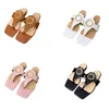 2023 Damen Pinch Toe Blondie Sandalen Kreisförmig ineinandergreifende flache Sandale Typ Goldton Zubehör Flip Flops Schuhgröße 35-43