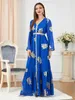Robes de vêtements ethniques pour femmes automne mode musulmane Dubaï Abaya imprimé bouton bande garniture ceinture caftan fendu ourlet robe de soirée 230317