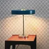 Tischlampen Postmodern Nordic Fashion Nachttheke Schlafzimmer Arbeitszimmer Metallsockel Designer Personalisierte Home Led Dekorative Lampe LB100909