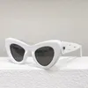 Солнцезащитные очки роскошные Cateye White Black UV400 Оптические очки Мужчина Хай -стрит очки с коробкой