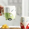 Кружки творческая рука рисовать руку двойной автобус мультфильм керамический молоко чай вода кофе кофе дома школьный кубок для напитков кубка новаторски