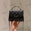 Vintage French Womens Vanity Shoulder Black Bags Caviar Leather Calfskin Classic Mini Flap Quilted Comsetic Case Aged Silver Metal Hardware Handbags 16CM/19CM