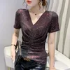 Kadın T-shirt #6003 yaz üstleri kısa shinny t shirt kadın v boyun katları seksi sıska tişört dişi kısa kollu tişört femme 230317