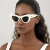 Солнцезащитные очки роскошные Cateye White Black UV400 Оптические очки Мужчина Хай -стрит очки с коробкой