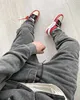 2023 High Street Fashion Brand Presentmen's Pants Blanks Washed in Grey Made grundläggande ritade smala monterade byxor Svett Lång byxtroende